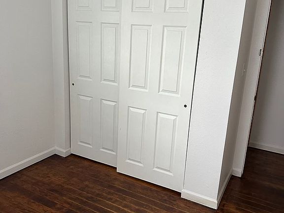 5th image of 517 Nicholas St
