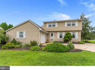 1 Bently Dr, Sewell, NJ 08080