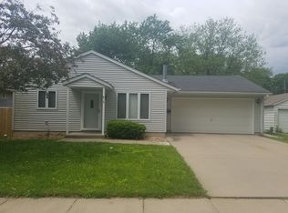 615 S 1st Ave, Iowa City, IA 52245