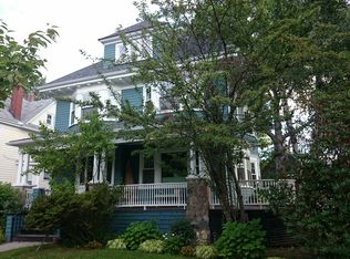 26 Park St, West Roxbury, MA 02132