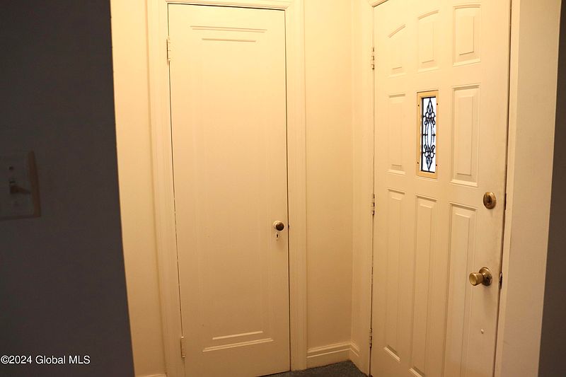 3rd image of 231 Fifteenth Street