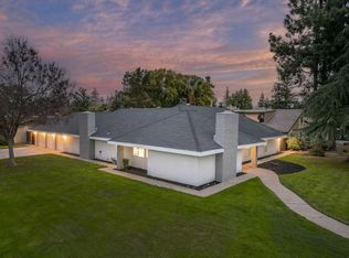2712 W Barstow Ave, Fresno, CA