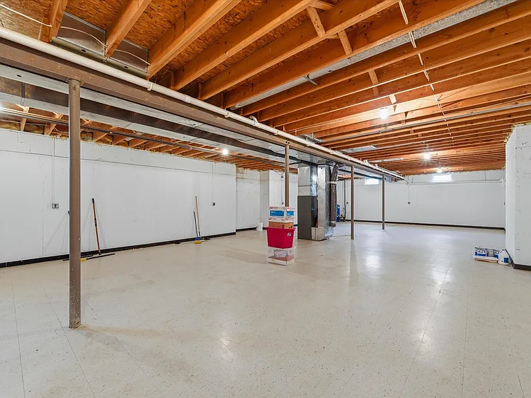 5700 W M 36 — Photo 43