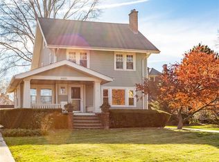 15425 Hilliard Rd, Lakewood, OH 44107