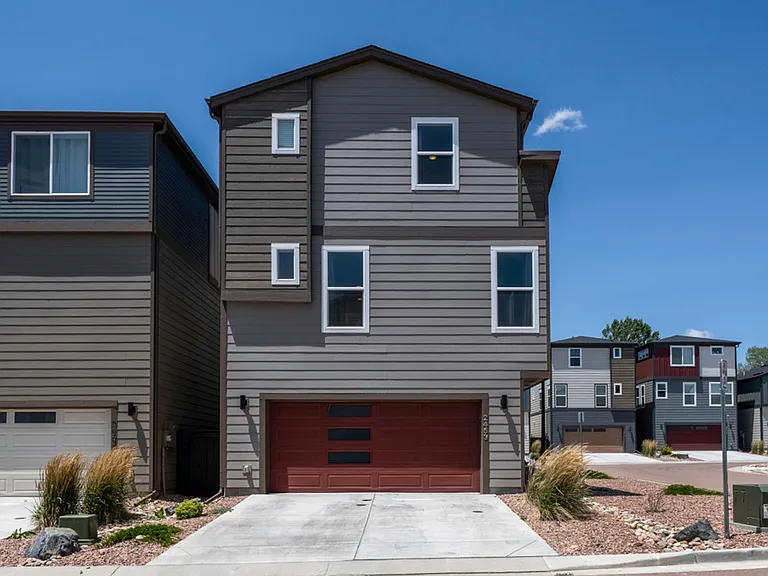 2453 Pony Club Ln — Photo 5