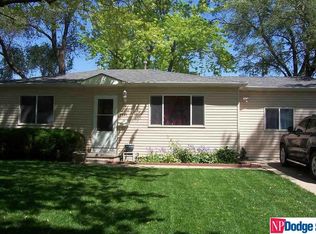 7004 Emiline St, La Vista, NE 68128