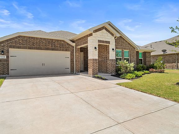 3rd image of 1338 Rolling Meadows Dr