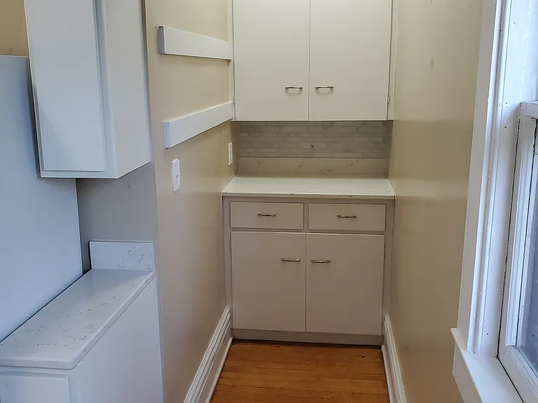 140 College Ave NE #4 — Photo 27