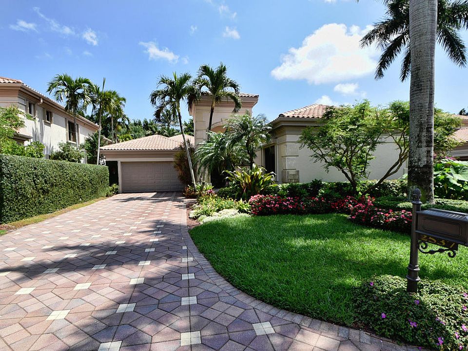 Home For Sale In Broken Sound Country Club