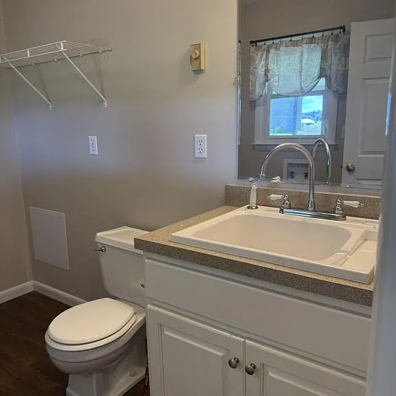 589 Thomas Rd — Photo 12