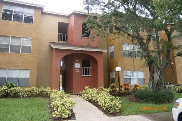 1st image of 1401 Village Blvd APT 226