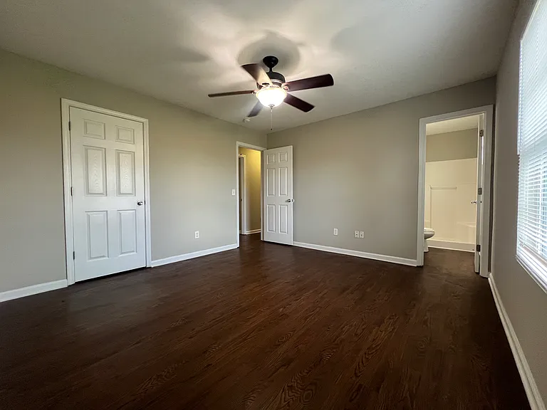 5023 Scotch Pine Ave — Photo 9