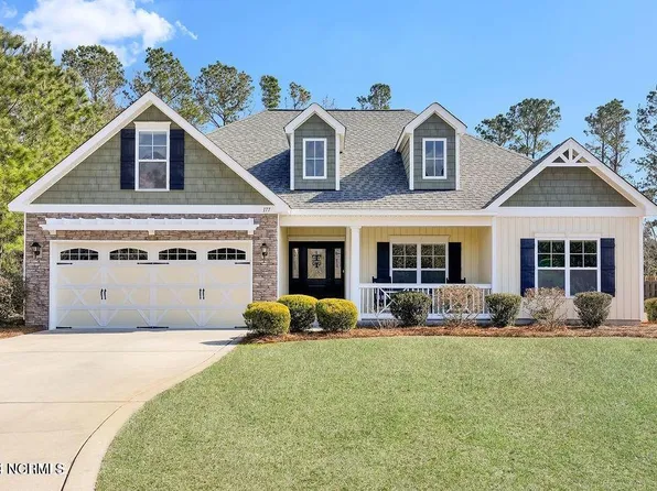 177 Kingfisher Lane S, Hampstead, NC 28443