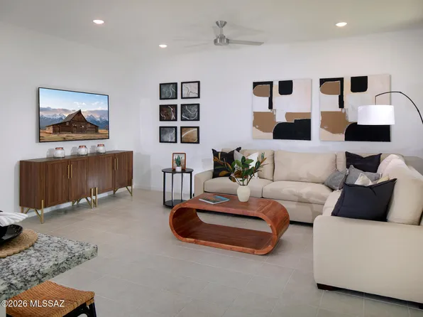 8049 S Walnutview Dr, Tucson, AZ 85757