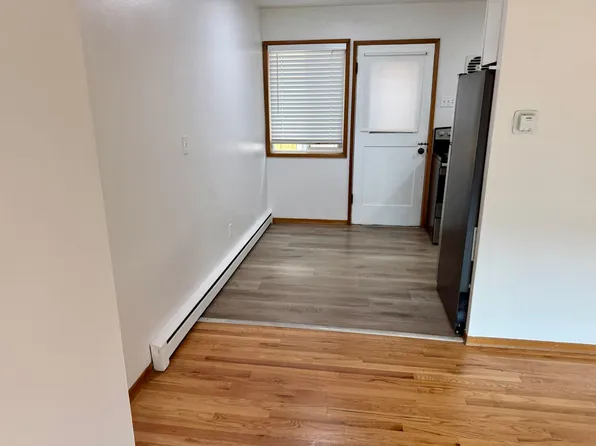 Cool Reed College One Bedroom, 5034 SE 37th Ave, Portland, OR 97202