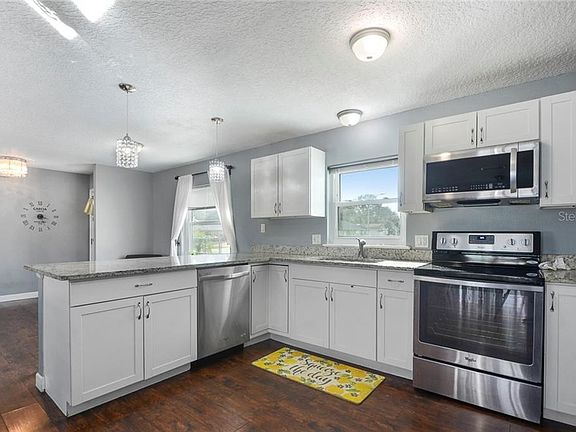5th image of 2119 Ashland Blvd