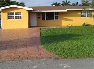 8841 NW 14th St, Hollywood, FL 33024