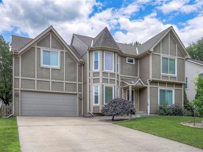 8129 Bell Rd, Lenexa, KS, 66219