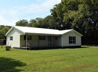 6265 Beech Creek Rd, Clifton, TN 38425