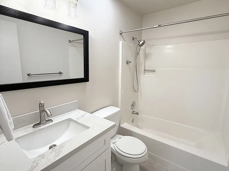 151 Francis Cir — Photo 10