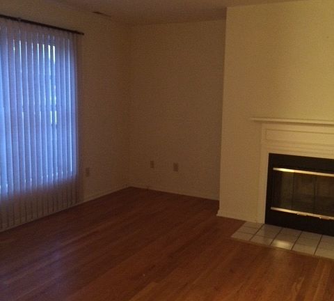 4th image of 6105 Bayberry Ct