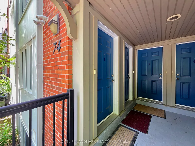 74 Munro St #2 — Photo 1