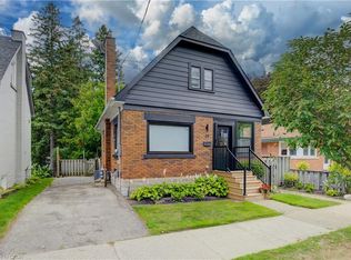 19 Dunbar Rd N, Waterloo, ON N2L2C8