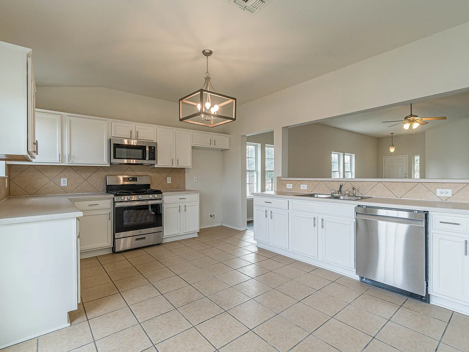 13803 Laramie Hill - 1 — Photo 3