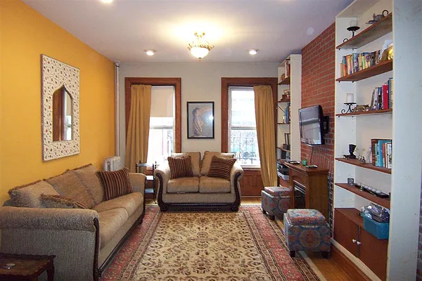 Rented by Susan Finkel, LREB | media 116