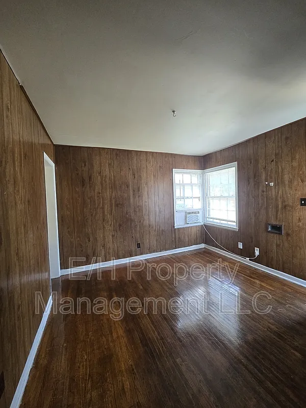 1 bed, 1.0 bath, 550 sqft, $550 — Photo 4