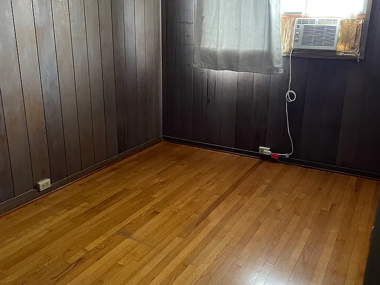 1448 Keeaumoku St — Photo 10