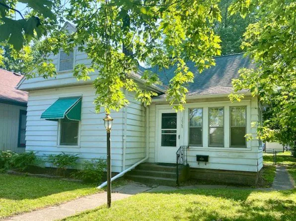 1628 S 9th St, Terre Haute, IN 47802