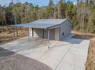 11760 Hilltop Dr, Willis, TX 77318