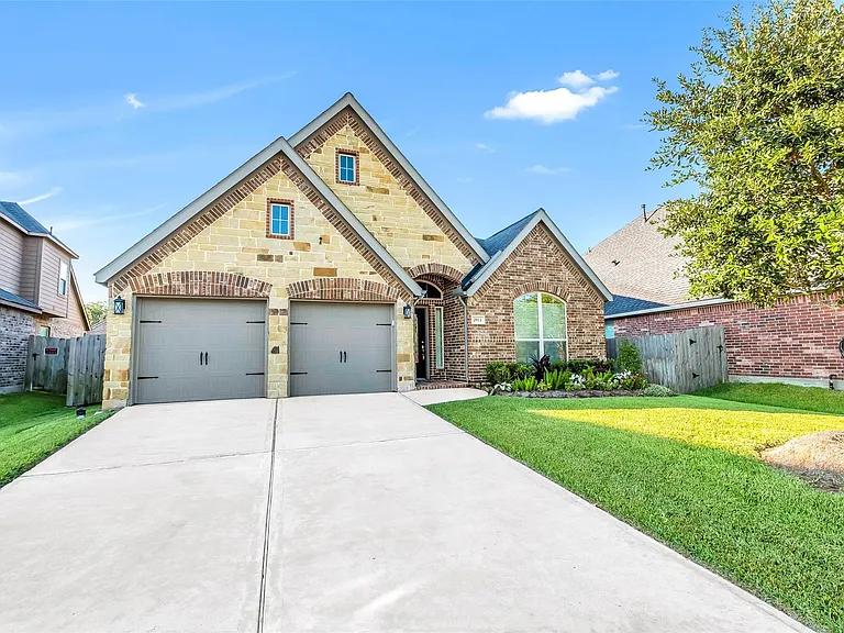 2911 River Flower Ln — Photo 1