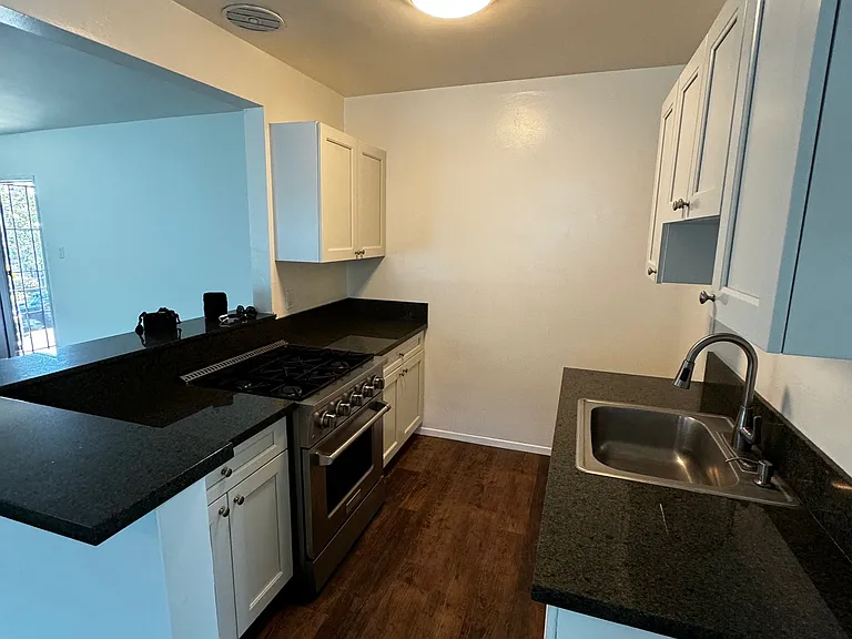 2059 S Spinnaker St #3 — Photo 12