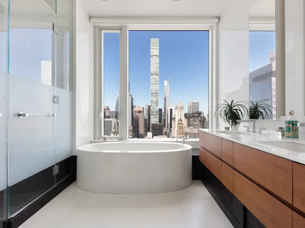 252 East 57th Street image 8 of 14