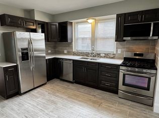 1852 N Rutherford Ave, Chicago, IL 60707