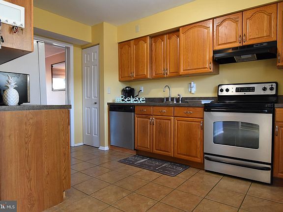 3rd image of 1 Prestwick Sq