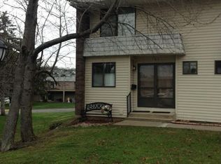 10 Holly Ct, Cromwell, CT 06416