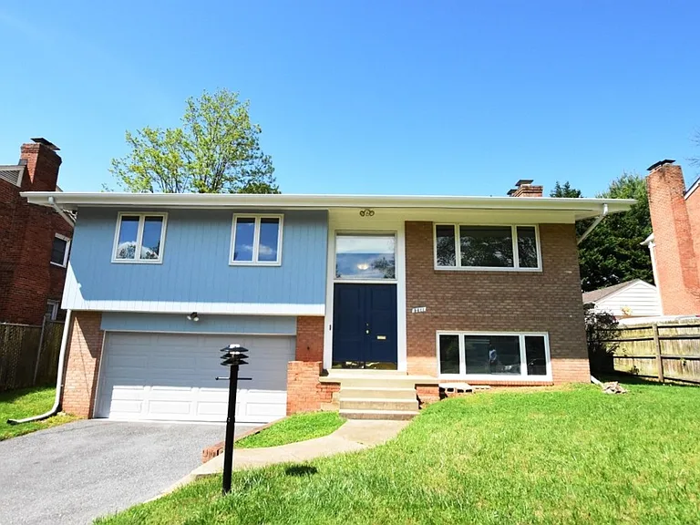 5611 Alta Vista Rd — Photo 1