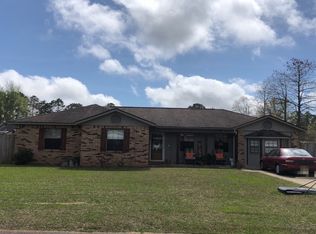 125 Faust Dr, Gulfport, MS 39503
