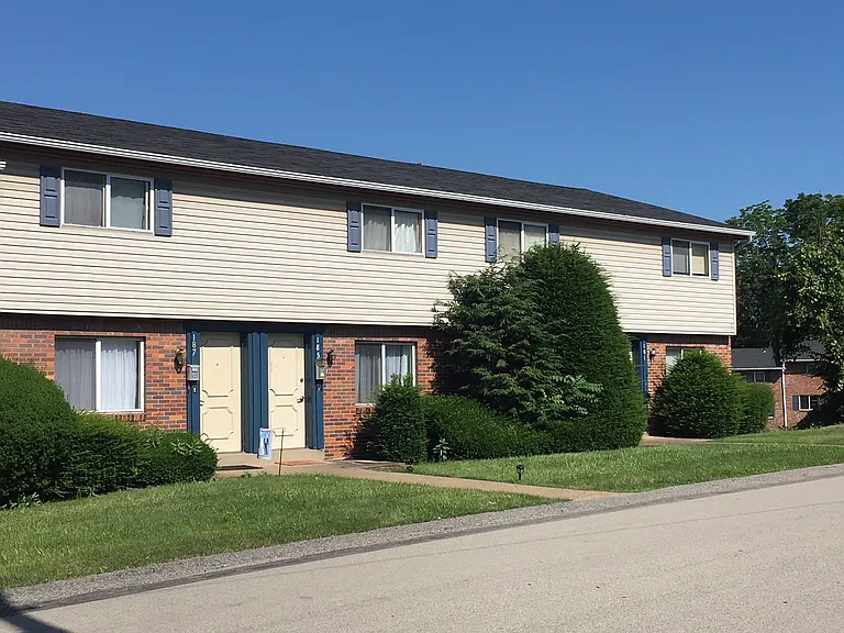 Walnut Ridge Townhomes — Photo 2