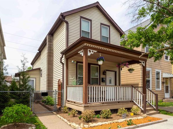1669 Washington St, Dubuque, IA 52001