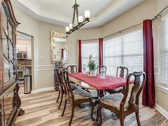 5th image of 3112 Green Country Ct
