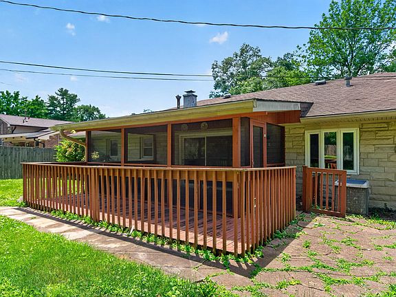2nd image of 541 Grantchester St