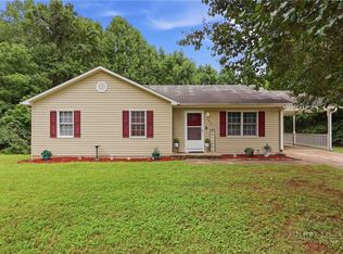 106 N Arlington Avenue, Jonesville 28642