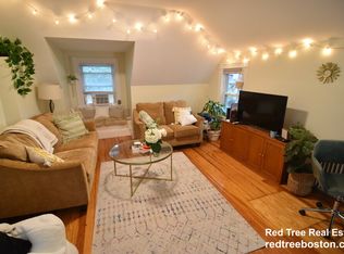 37 Beals St #37, Brookline, MA 02446