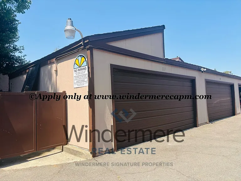 127 Touchstone Pl — Photo 37
