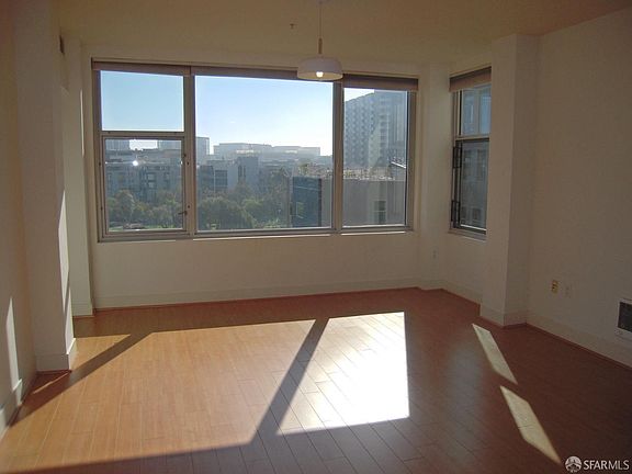 5th image of 235 Berry St APT 602