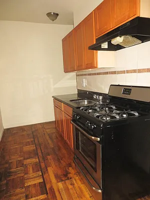 Rented by Bohemia Realty Group | media 9